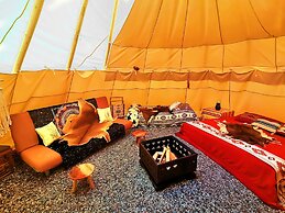 Teepee Camp Lounky