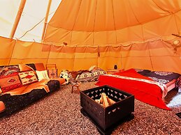 Teepee Camp Lounky