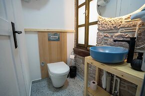 Cunda Mahmut Bey Konağı