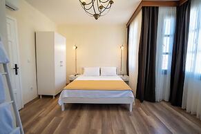 Cunda Mahmut Bey Konağı