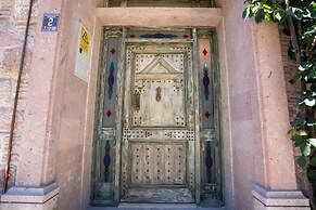 Cunda Mahmut Bey Konağı