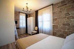 Cunda Mahmut Bey Konağı