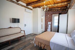 Cunda Mahmut Bey Konağı