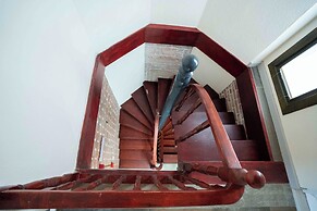 Cunda Mahmut Bey Konağı