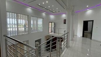 Nanani Luxury Villa - Kumasi