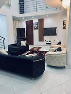 Nanani Luxury Villa - Kumasi