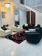 Nanani Luxury Villa - Kumasi