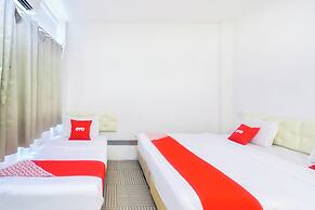 OYO 44017 L & C Premium Stay