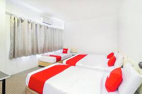 OYO 44017 L & C Premium Stay