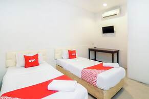 OYO 44017 L & C Premium Stay