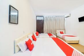 OYO 44017 L & C Premium Stay