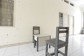 OYO 94141 Al Fatih Residence Syariah 1