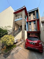 OYO 94141 Al Fatih Residence Syariah 1