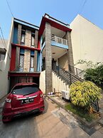 OYO 94141 Al Fatih Residence Syariah 1