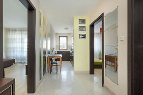 Cosy Kolobrzeg Apartment by Renters