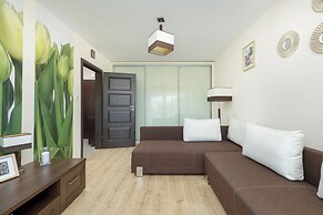 Cosy Kolobrzeg Apartment by Renters