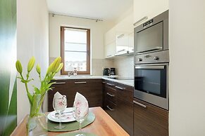 Cosy Kolobrzeg Apartment by Renters