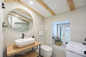 Hedera Estate, Hedera Studio 7