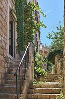 Hedera Estate, Hedera Studio 7