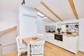 Hedera Estate, Hedera Studio 7