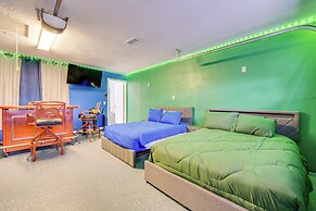 20 Mi to Disney: Family Home w/ Pool in Davenport