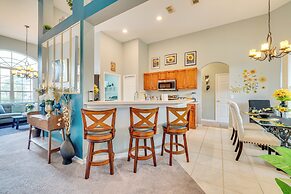 20 Mi to Disney: Family Home w/ Pool in Davenport