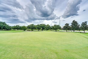 20 Mi to Disney: Family Home w/ Pool in Davenport