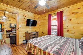 2 Mi to Dtwn Gatlinburg: 'crescent Claw Cabin!'