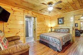 2 Mi to Dtwn Gatlinburg: 'crescent Claw Cabin!'