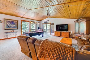 < 7 Mi to Lake & Skiing: Riverfront Truckee Home!