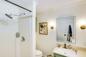 Historic Catskills Farmhouse: Ski, Hike & Relax!