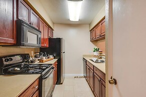 College Station Gem w/ Pool Access Near University
