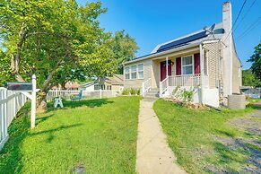 Rockville Home w/ Spacious Yard: 17 Mi to DC!