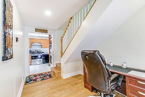 Rockville Home w/ Spacious Yard: 17 Mi to DC!