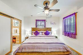 Quitman Lakefront Cabin w/ Screened Porch & Grill!