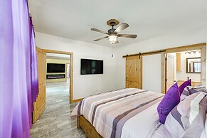 Quitman Lakefront Cabin w/ Screened Porch & Grill!