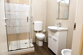 El Roy Garden Rooms