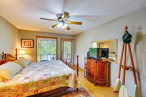 Flippin Home w/ Fire Pit: Walk to White River!