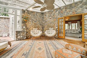 Picturesque Lake Elmo Cottage w/ Fire Pits!