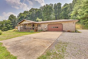 Spacious Ohio Family Home on 5-acre Property!