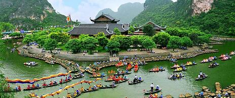 Room in House - Trang An Ao Dai Homestay - Triple Room With Field View