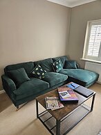 Cosy Cottage Retreat Next to Famous White Horse!