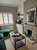 Cosy Cottage Retreat Next to Famous White Horse!