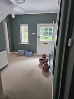 Cosy Cottage Retreat Next to Famous White Horse!