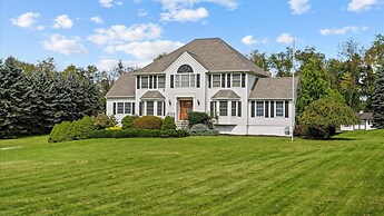 Enchanting Paradise With Pool & Hot Tub 4 Bedroom Home by RedAwning