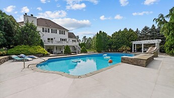 Enchanting Paradise With Pool & Hot Tub 4 Bedroom Home by RedAwning