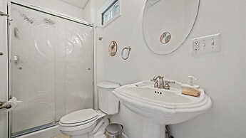 Enchanting Paradise With Pool & Hot Tub 4 Bedroom Home by RedAwning