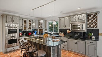 Enchanting Paradise With Pool & Hot Tub 4 Bedroom Home by RedAwning