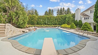 Enchanting Paradise With Pool & Hot Tub 4 Bedroom Home by RedAwning