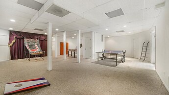 Enchanting Paradise With Pool & Hot Tub 4 Bedroom Home by RedAwning